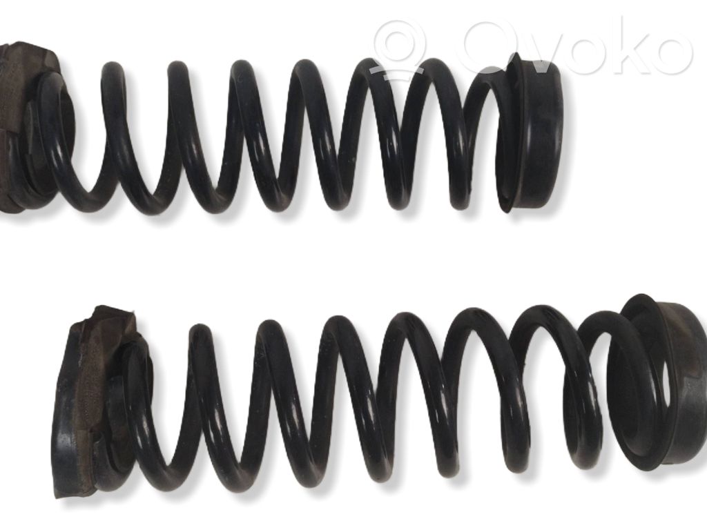 BMW 1 E82 E88 Rear coil spring 