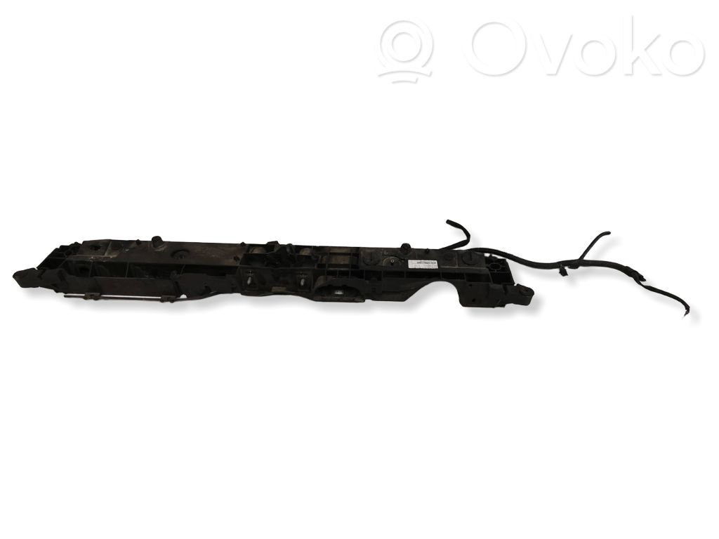 Renault Clio IV Panel mocowania chłodnicy / góra 