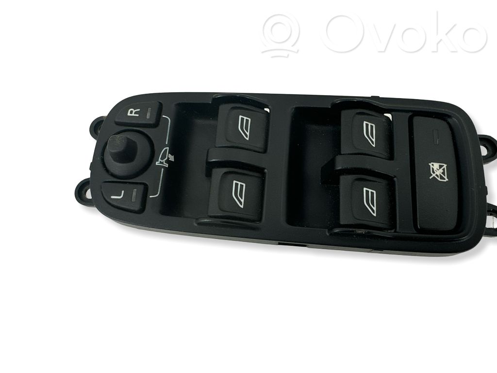 Volvo XC60 Electric window control switch 
