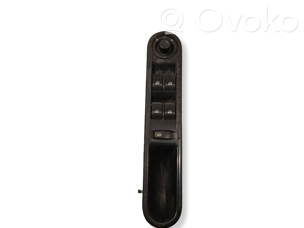 Electric window control switch   8200519355