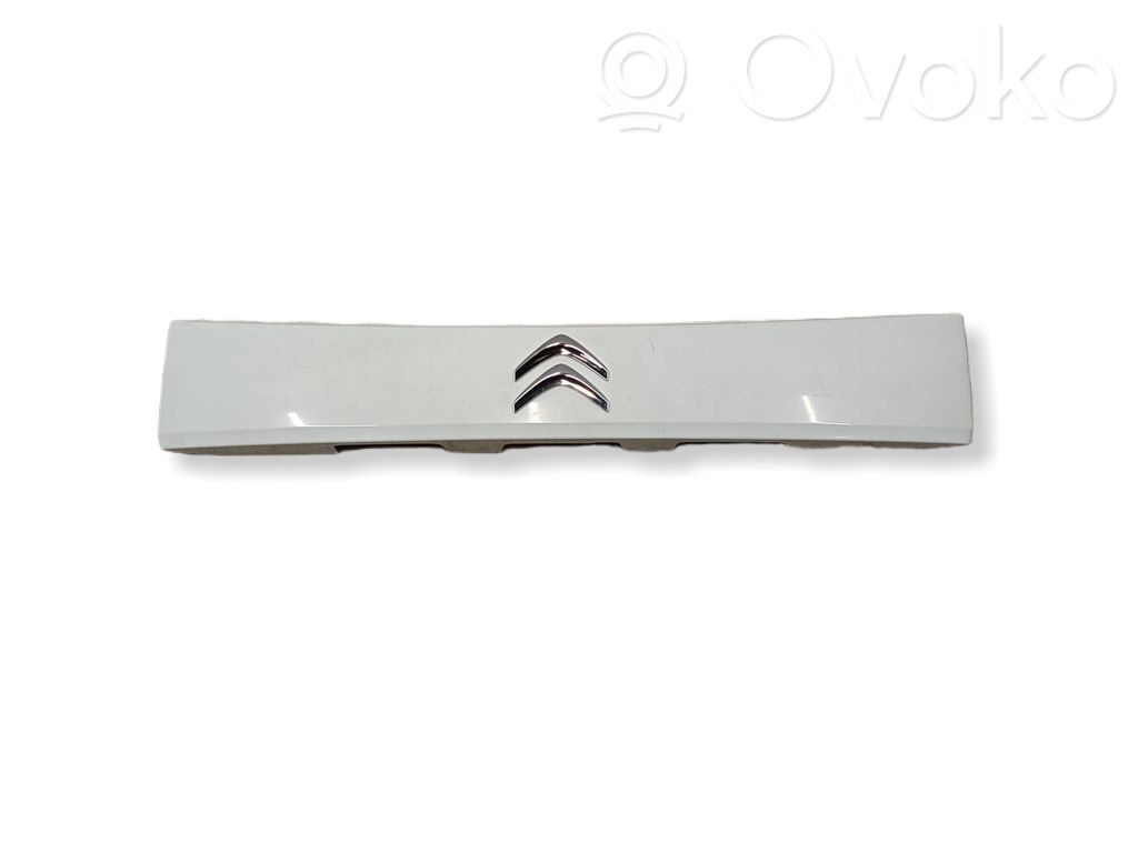 Citroen C-Zero Tailgate trim 