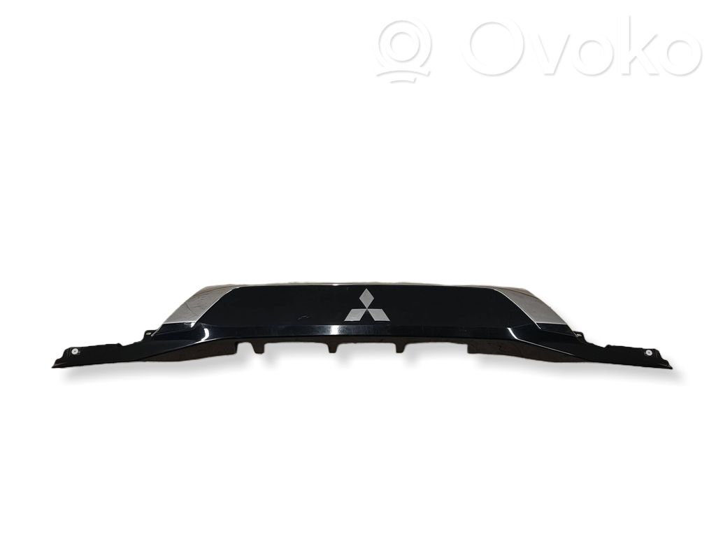 Mitsubishi Outlander Garniture de hayon 