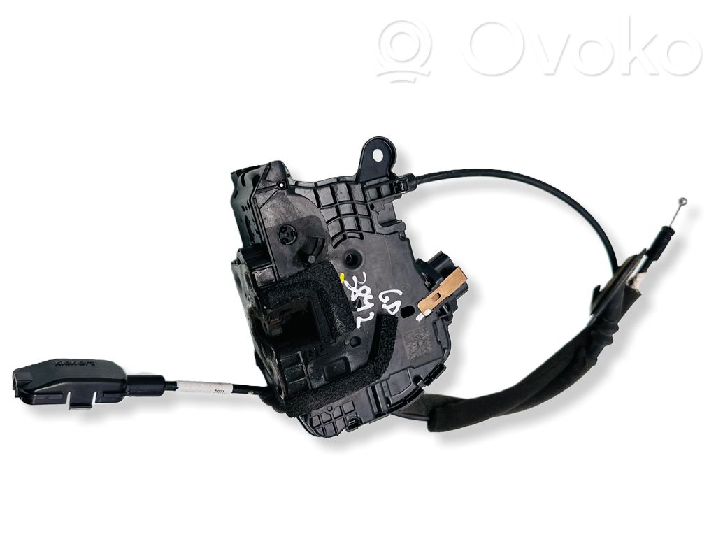 Renault Captur Rear door lock 