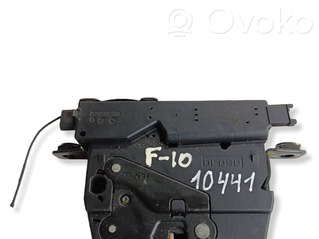 BMW 5 F10 F11 Zamek klapy tylnej / bagażnika 