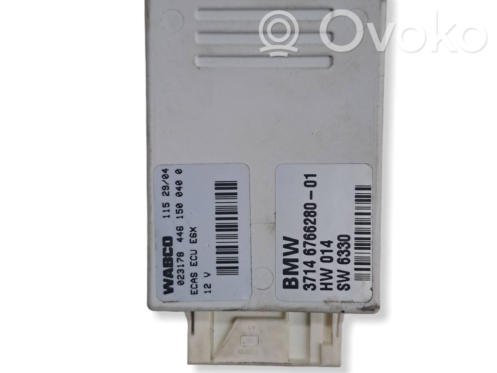 BMW 5 E60 E61 Air suspension control unit module (rear) 