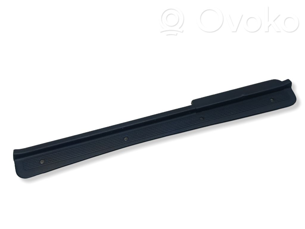 Mitsubishi 3000 GT Moldura lateral zona de pies 