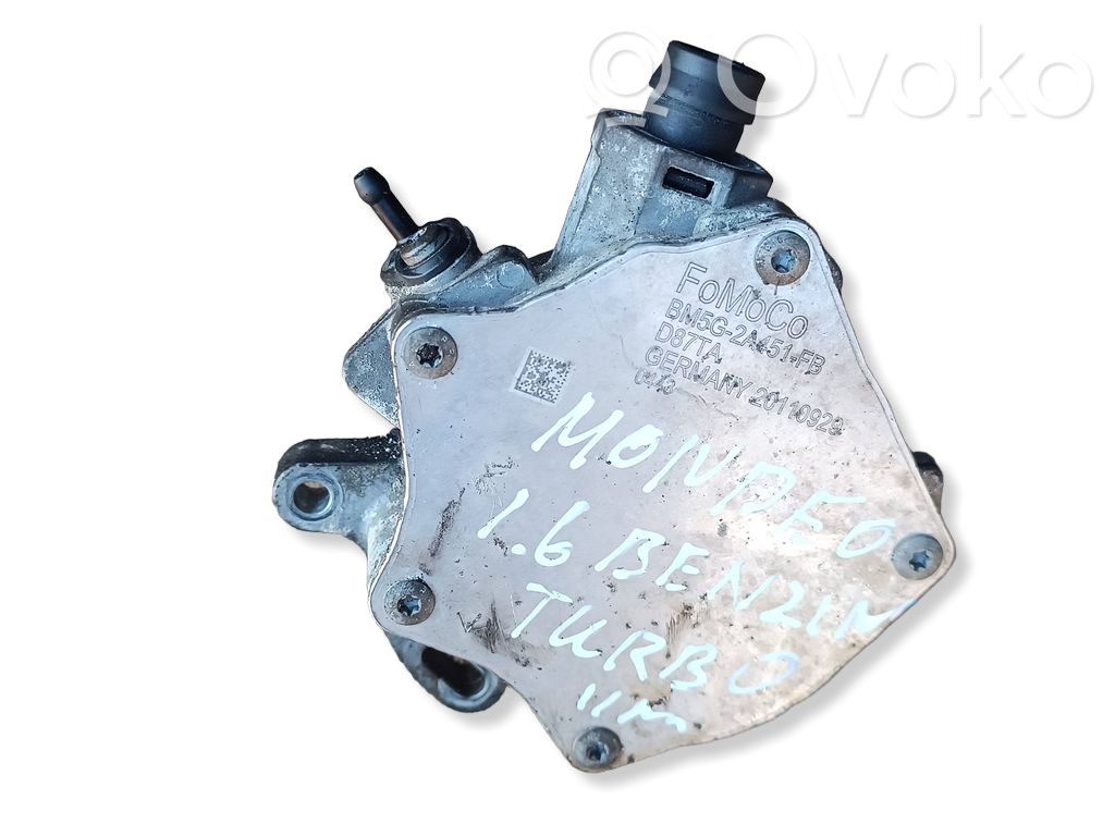 Ford Mondeo MK IV Vacuum pump 