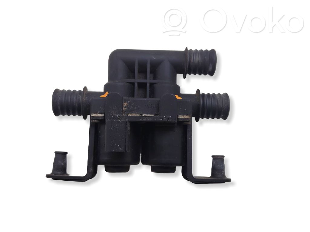 BMW 5 E60 E61 Coolant heater control valve 