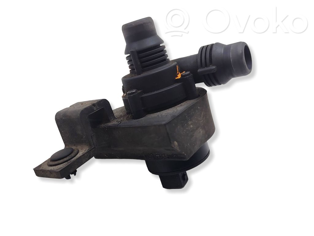 BMW 5 E60 E61 Pompe à eau de liquide de refroidissement 