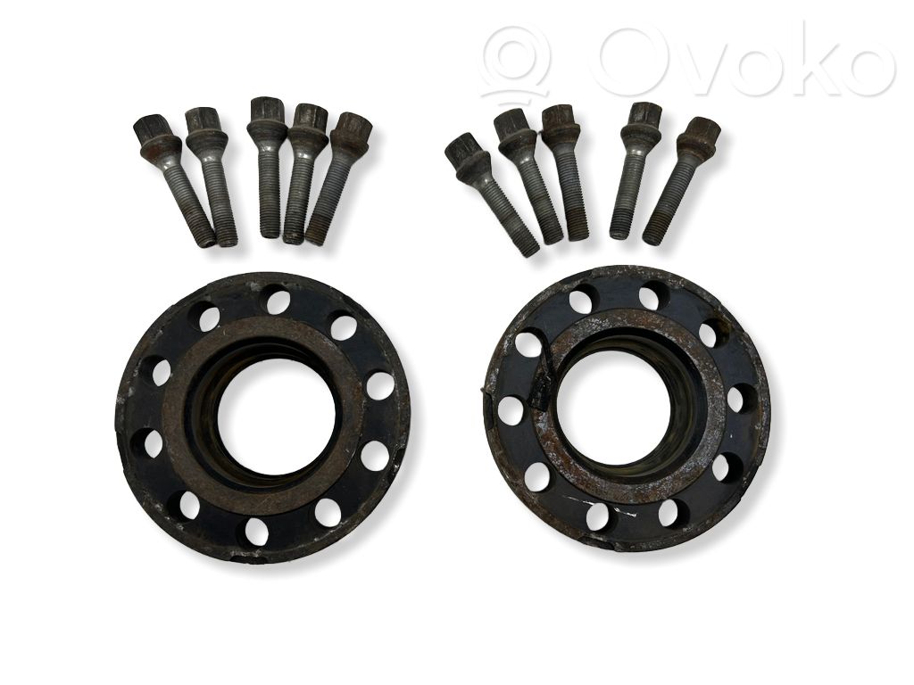 Wheel spacers