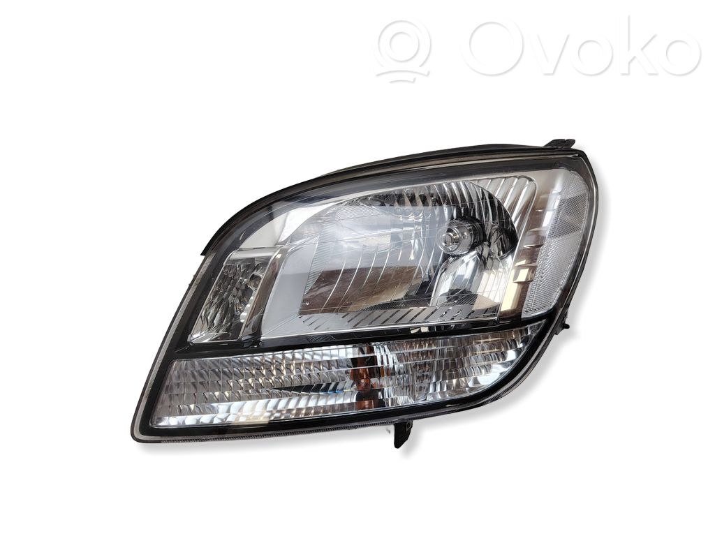 Chevrolet Orlando Lampa przednia 