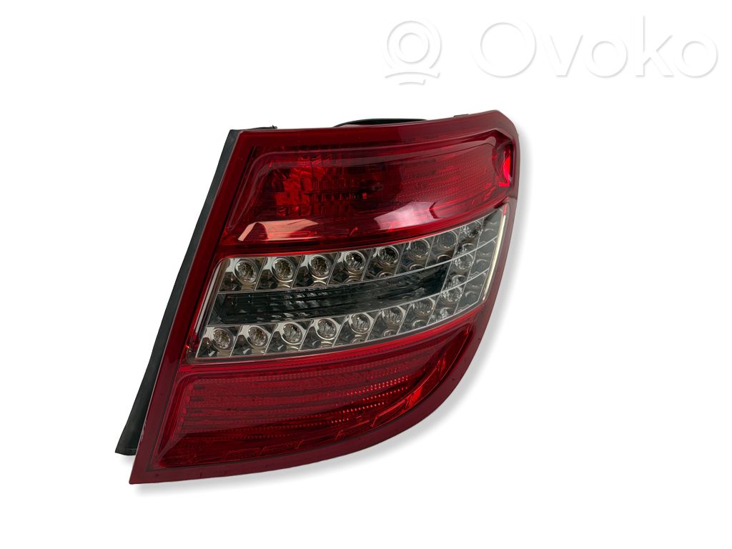 Mercedes-Benz C W204 Luci posteriori 