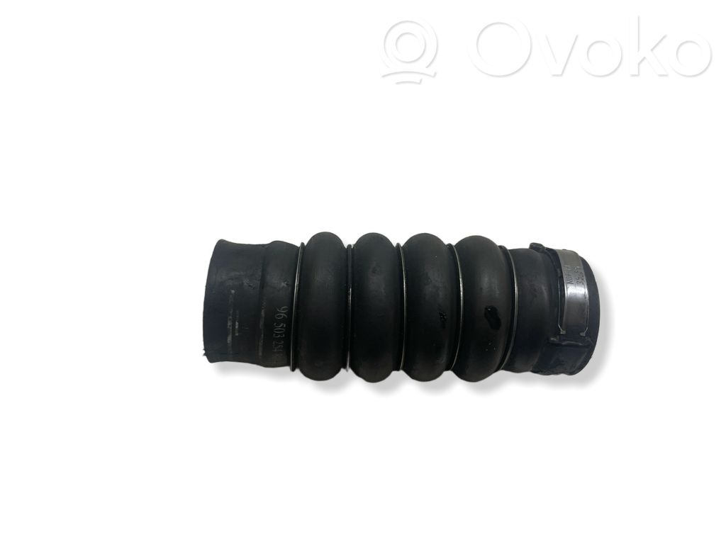 Citroen C4 I Furtun/conductă intercooler 