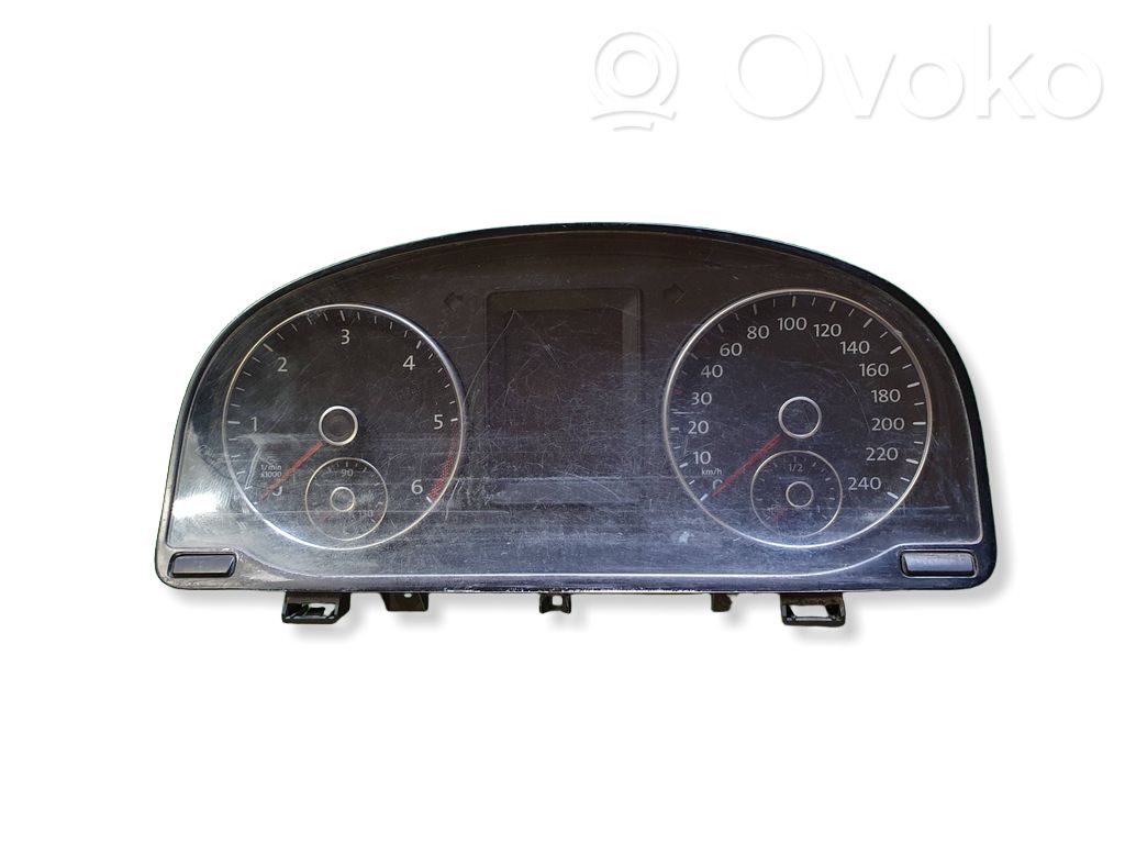 Volkswagen Caddy Speedometer (instrument cluster) 