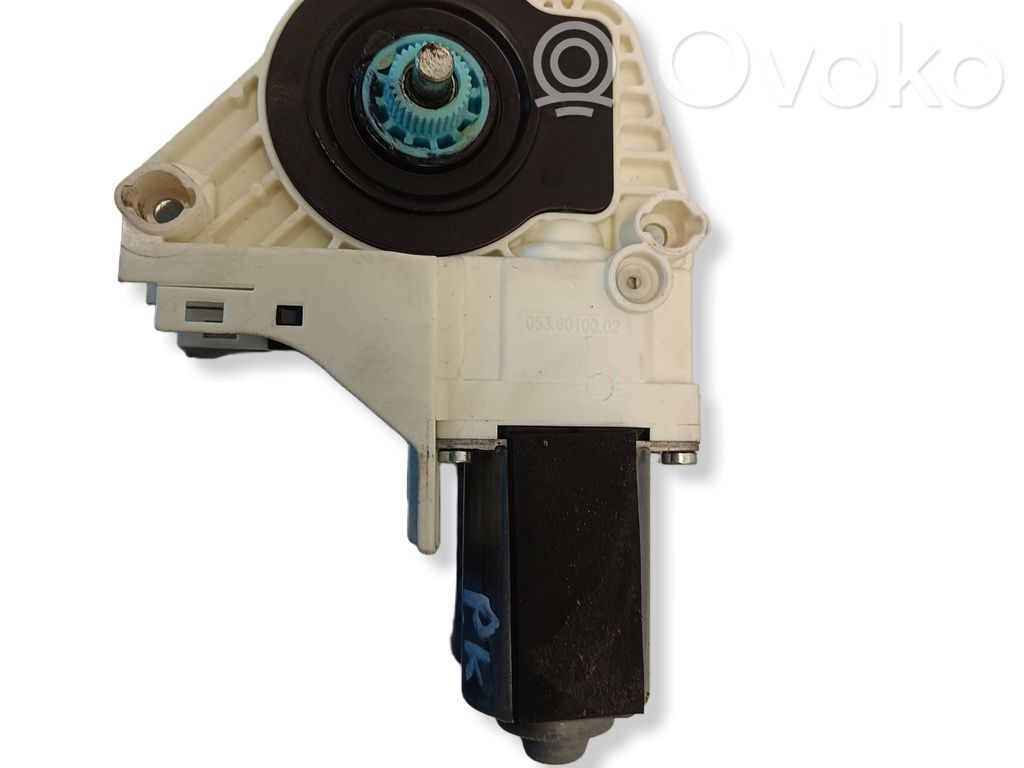 Audi A4 S4 B8 8K Silnik regulatora szyby drzwi przednich 