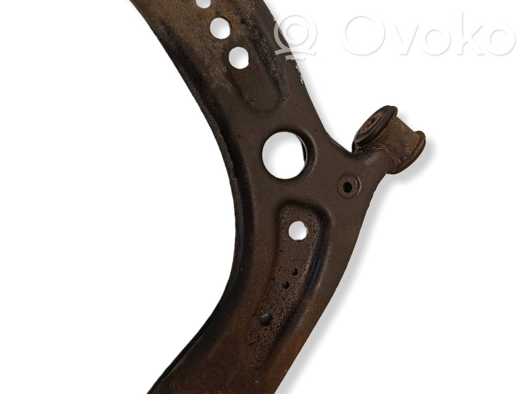 Volkswagen Golf VII Front lower control arm/wishbone 