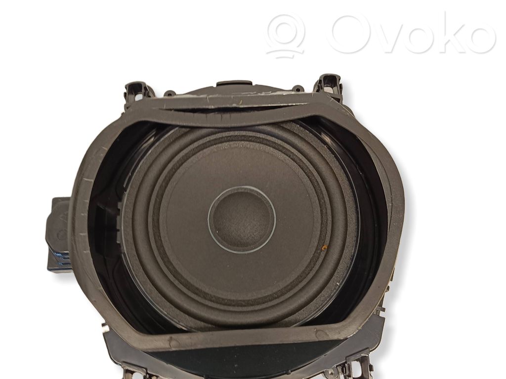 BMW X3 F25 Altavoz subwoofer 