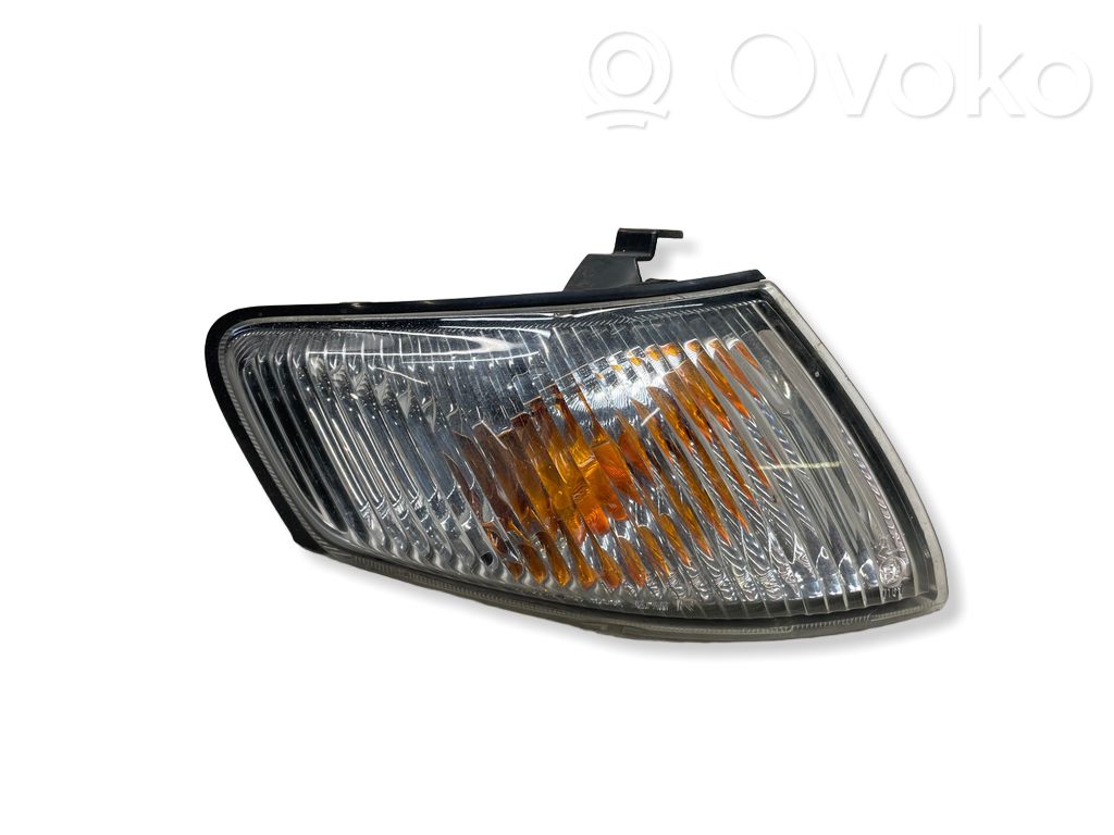 Mazda 626 Front indicator light 