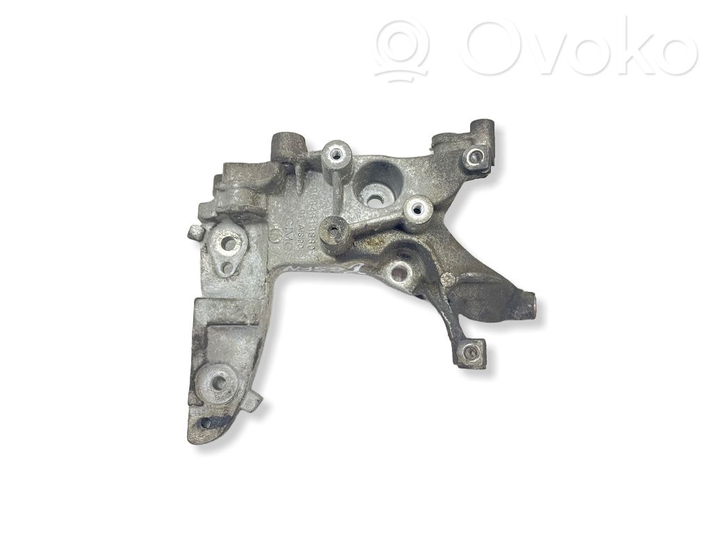 Peugeot 3008 I Engine mounting bracket 