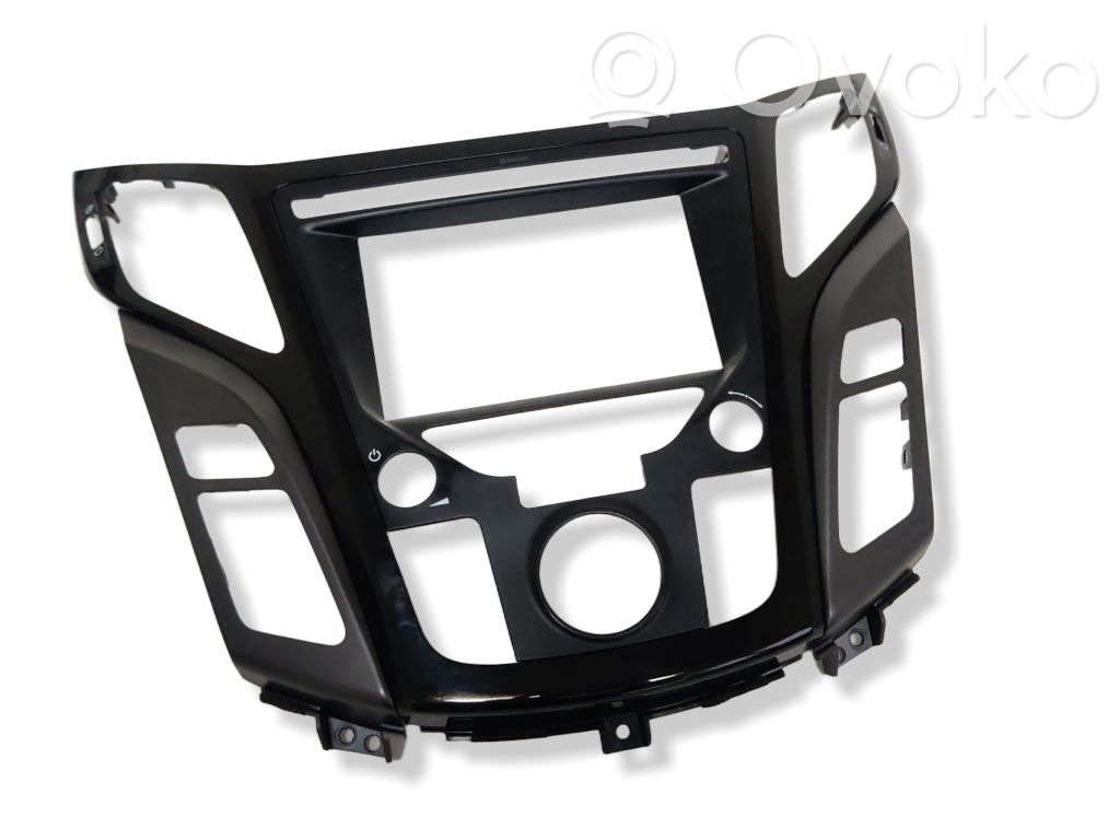 Hyundai i40 Radio/GPS head unit trim 