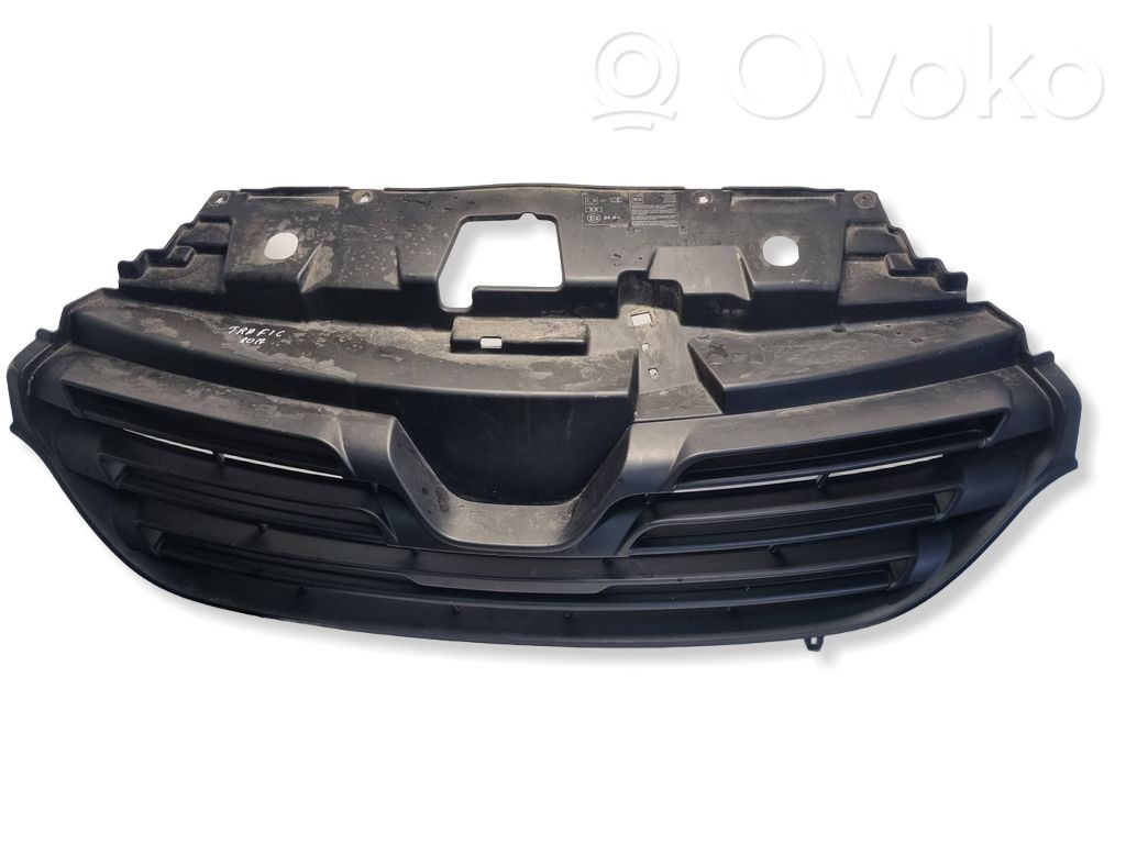 Renault Trafic III (X82) Front bumper upper radiator grill 