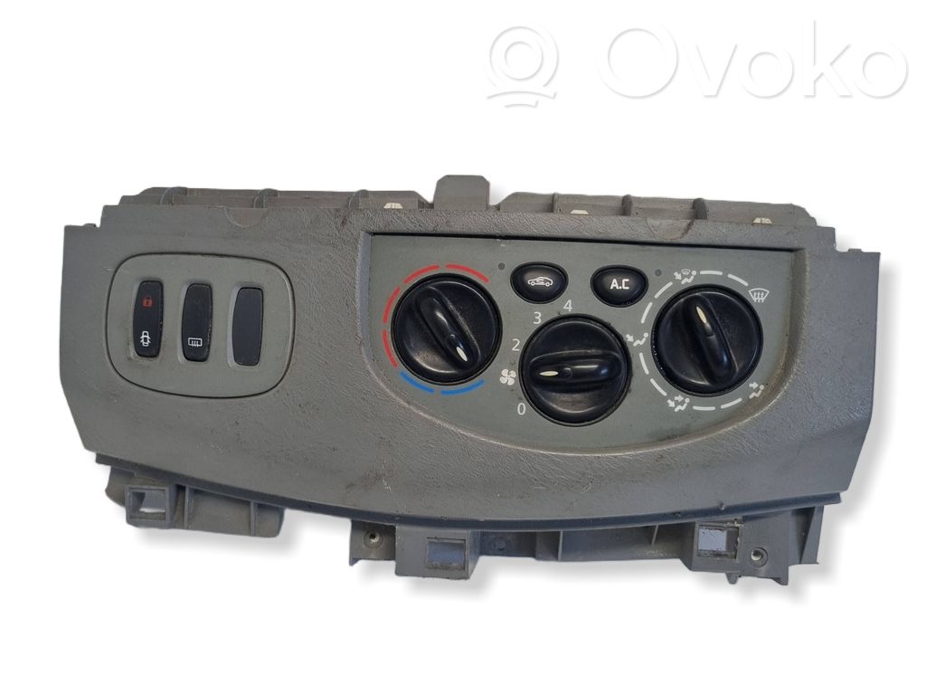Renault Trafic II (X83) Panel klimatyzacji 