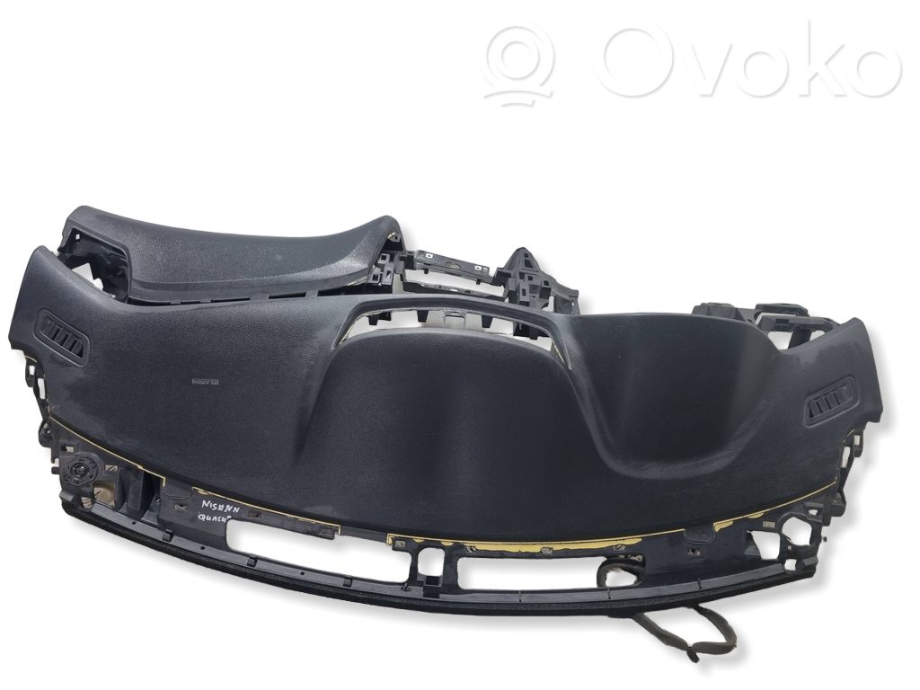 Nissan Qashqai Deska rozdzielcza 