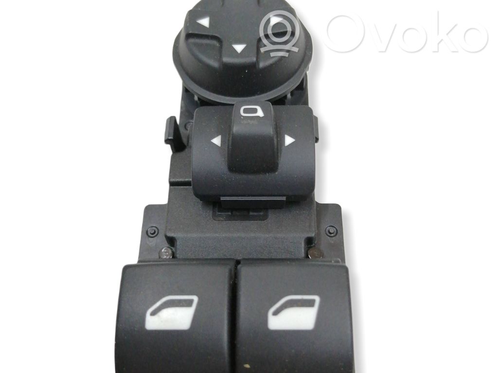 Citroen e-C3 Electric window control switch 