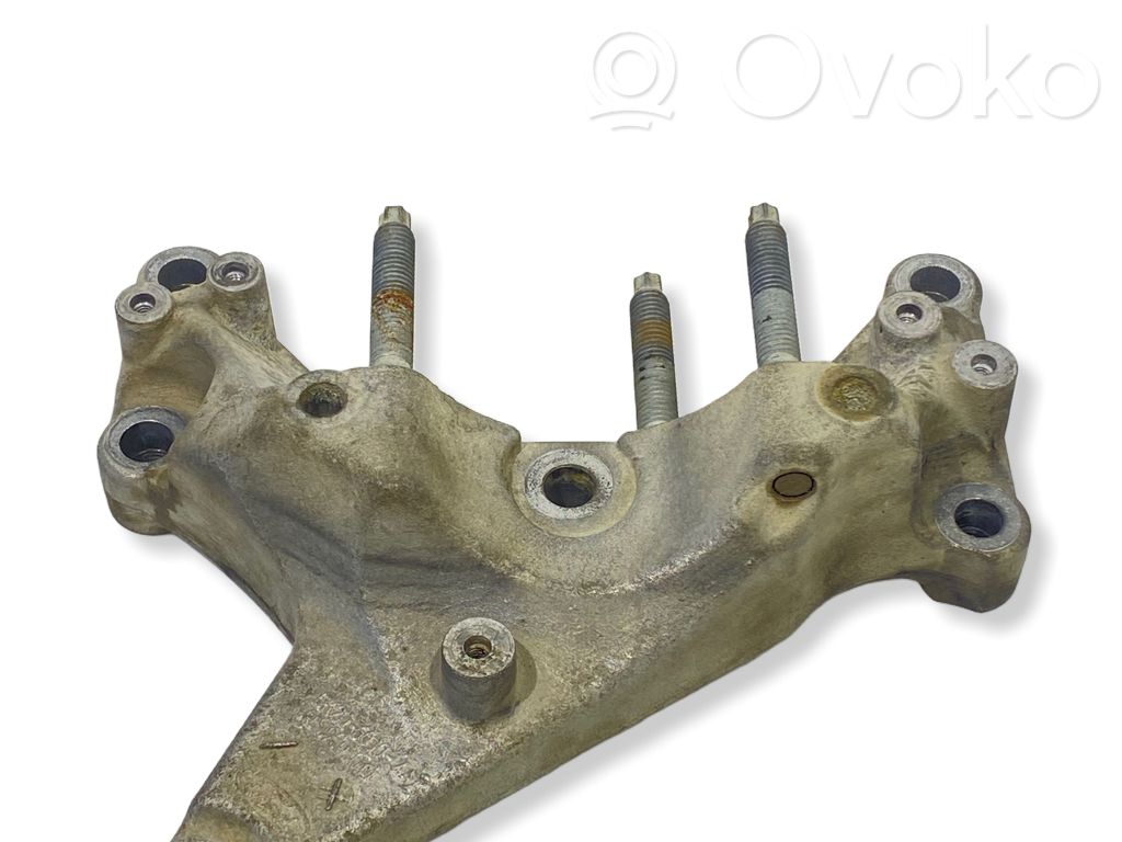 Ford Transit Custom Engine mounting bracket 