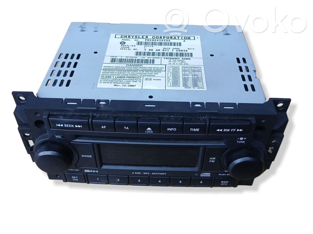 Dodge Caliber Radio/CD/DVD/GPS head unit 