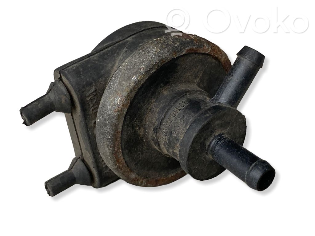Audi 100 200 5000 C3 Válvula de vacío (Usadas) 