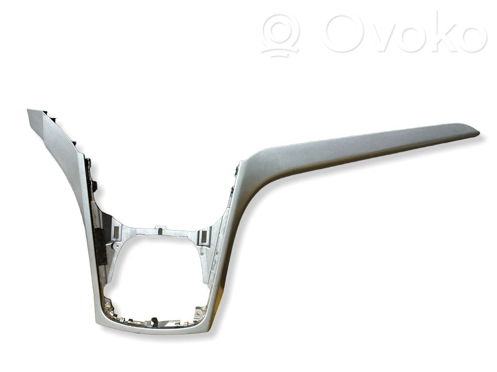 Panel trim   AM51R045H93