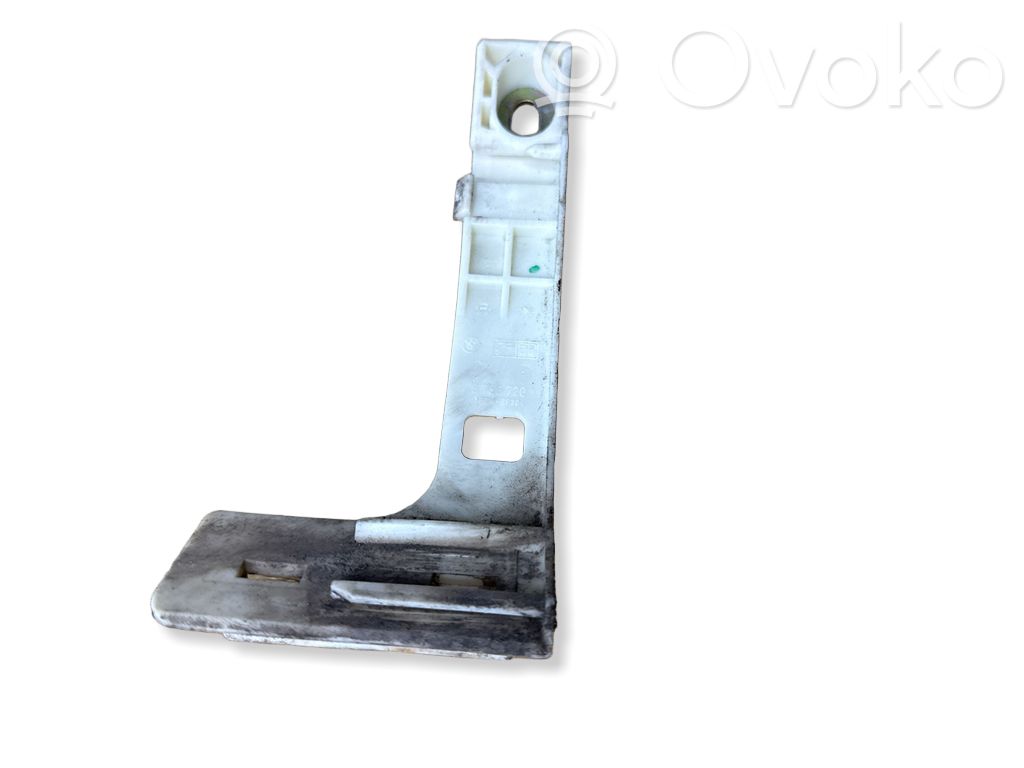 Accelerator throttle pedal bracket   6756720