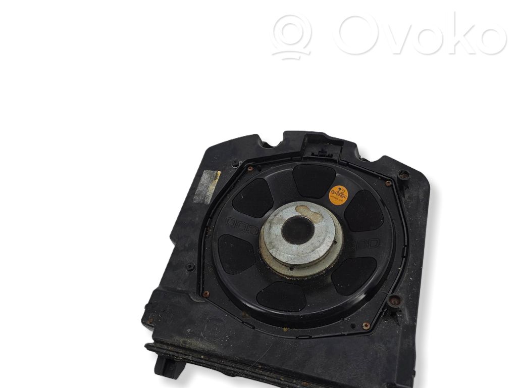 BMW 7 F01 F02 F03 F04 Subwoofer 