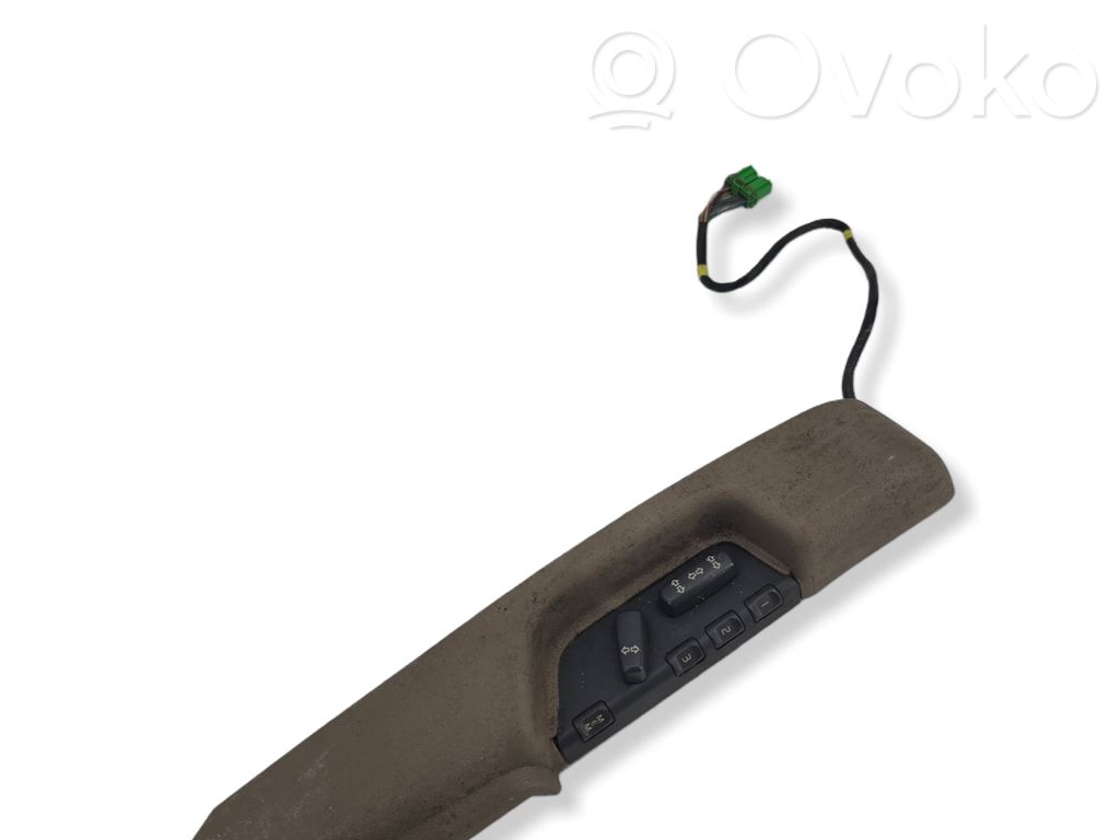 Volvo XC70 Seat control switch 