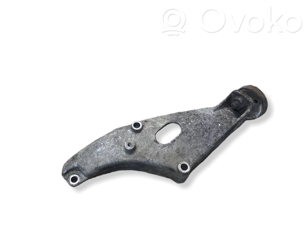 BMW 5 E34 Engine mounting bracket 