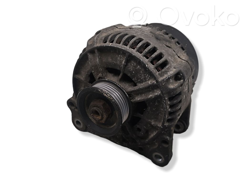 Audi A4 S4 B5 8D Ģenerators 