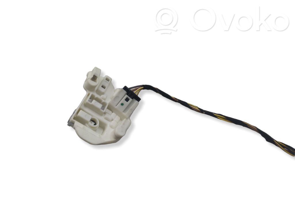 BMW 3 E90 E91 Tail light bulb cover holder 