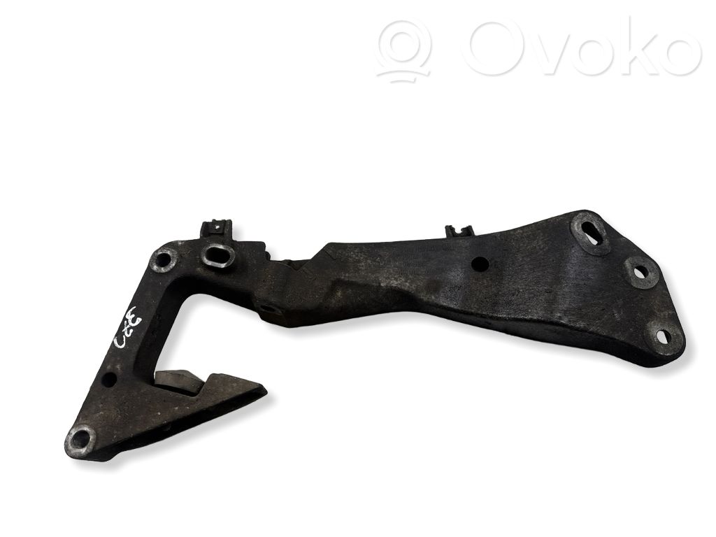 Engine mounting bracket   13807410,6769281,ENAC46000