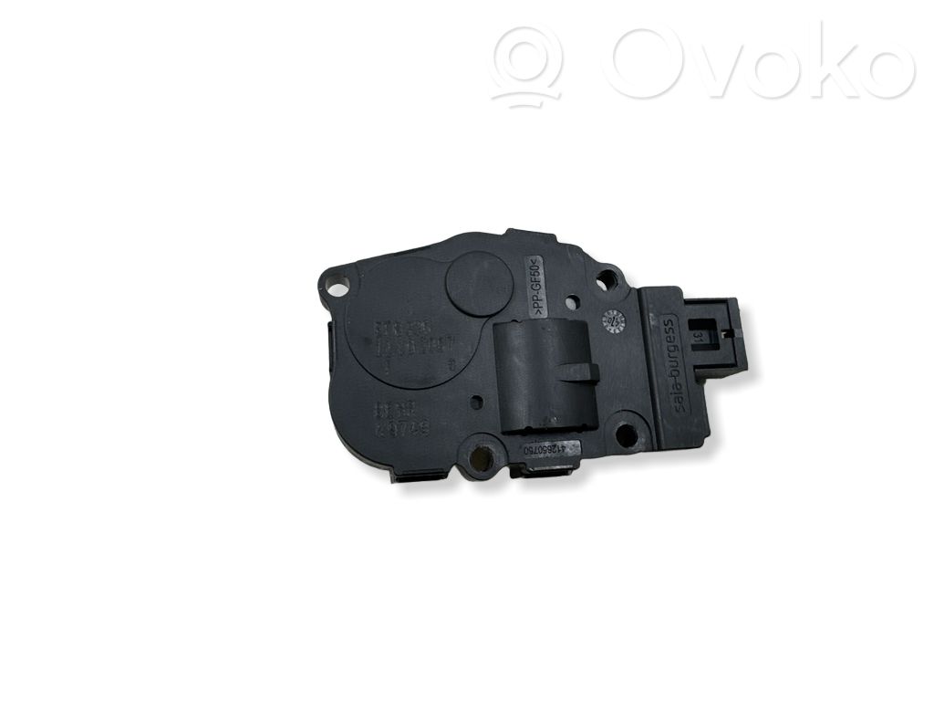 Audi A4 S4 B8 8K Silniczek nagrzewnicy 