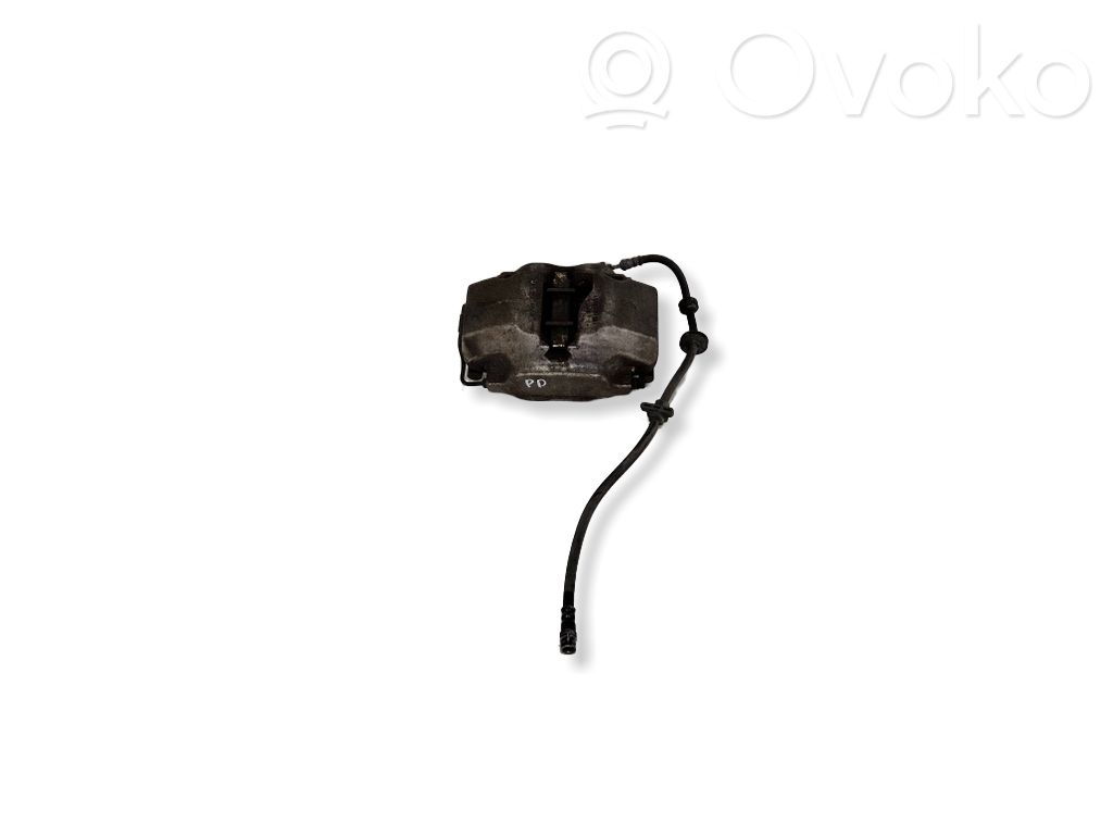 BMW 5 G30 G31 G38 Передний суппорт 