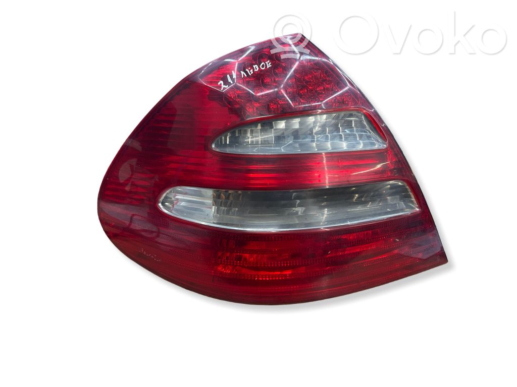 Mercedes-Benz E W211 Lampa tylna 