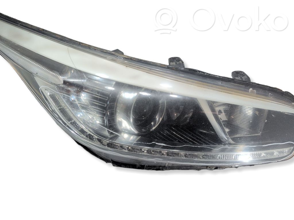 KIA Ceed Headlight/headlamp 