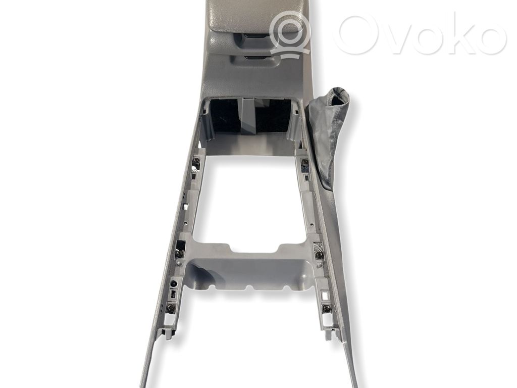 KIA Sorento Center console 