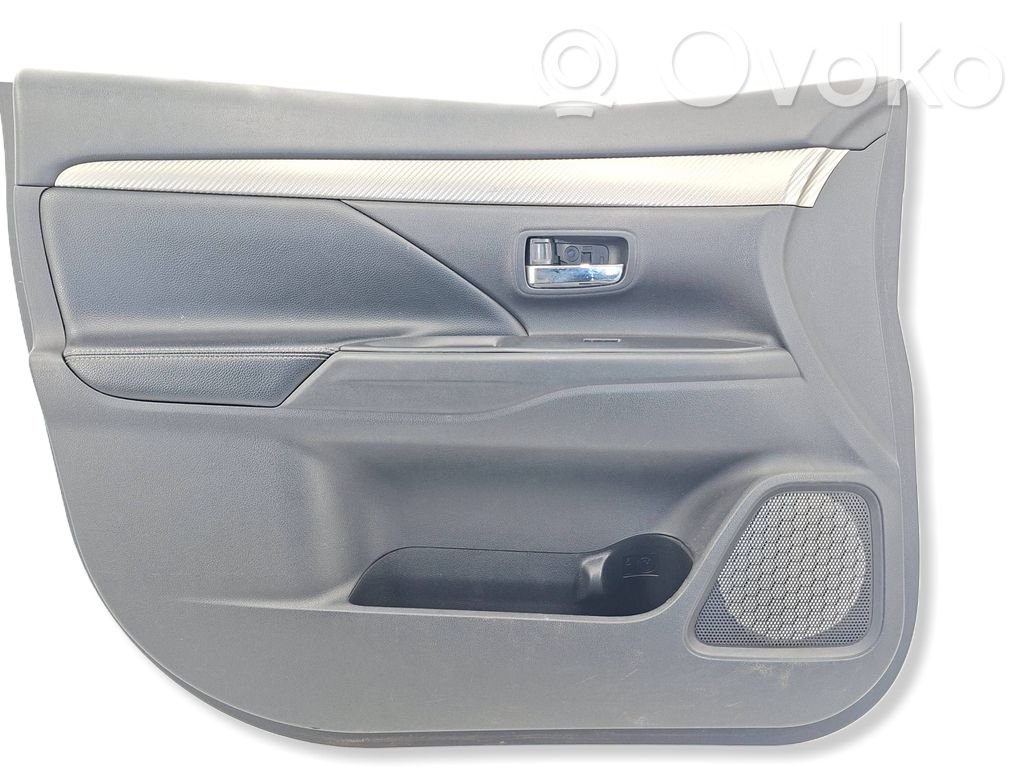 Mitsubishi Outlander Boczki / Poszycie drzwi przednich 