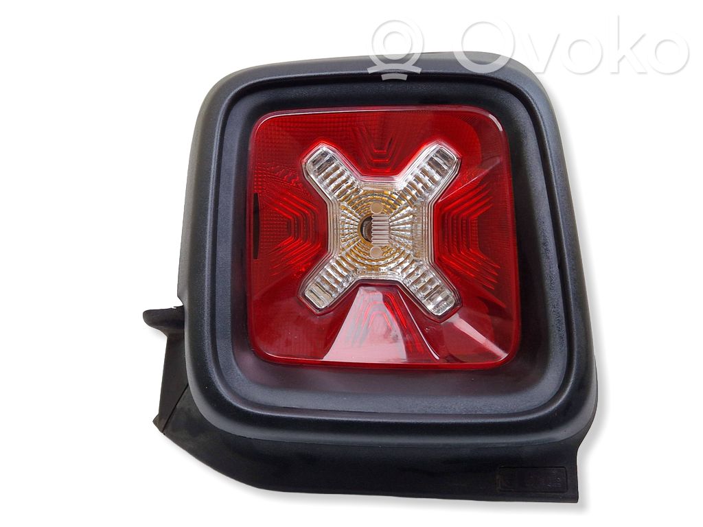 Jeep Renegade Lampa tylna 