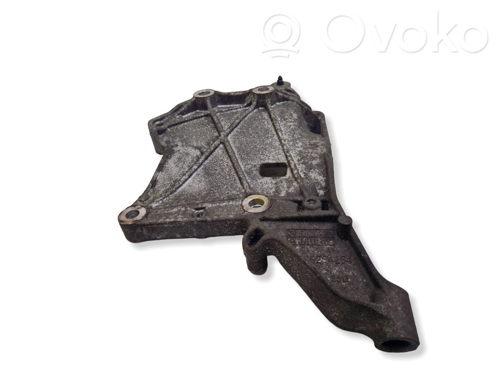 Jeep Renegade A/C compressor mount bracket 