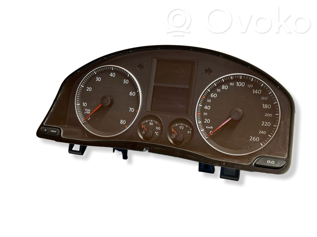 Licznik / Prędkościomierz   V0340000,1K0920861L,VWZBZ0E0230804