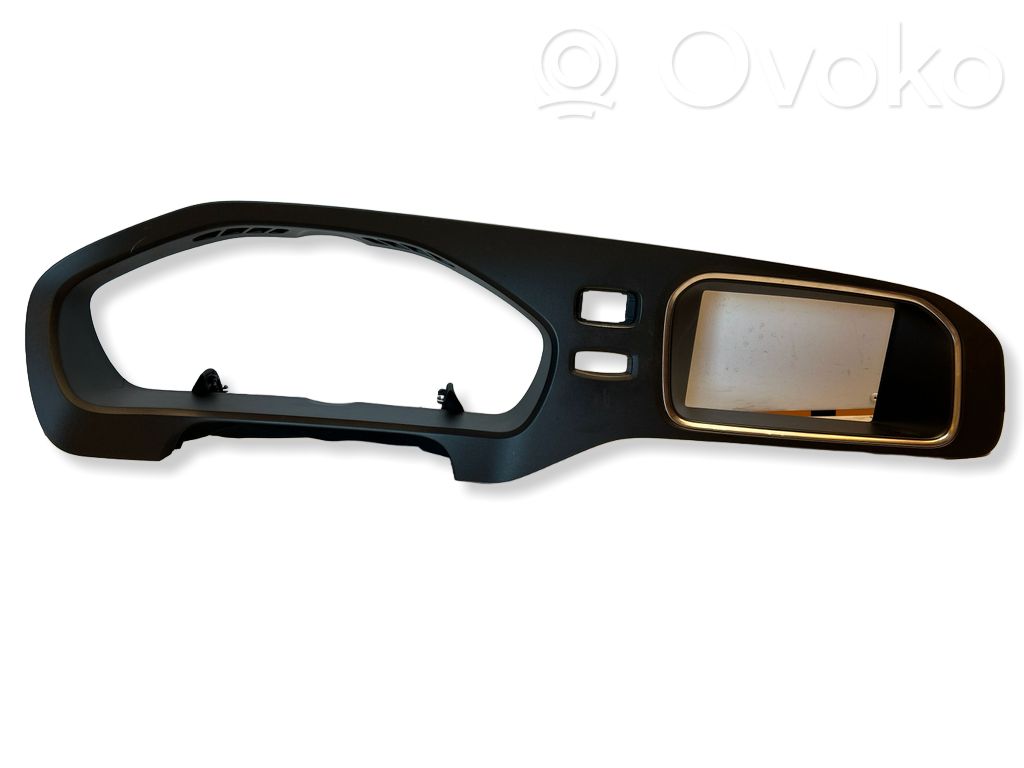 Volvo V40 Dashboard trim 