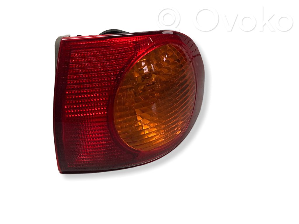 Toyota Corolla E110 Lampa tylna 